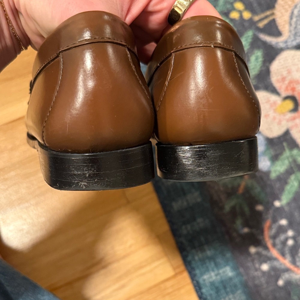 G.H. Bass & Co. Brown and White Leather Loafers - Picture 7 of 8